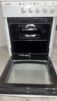 Predám elektrický sporák Gorenje E131W - 5