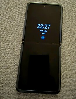 Samaung Z flip - 5