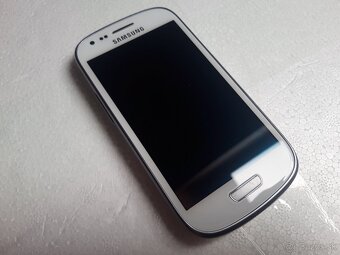 Samsung Galaxy S3 mini - 5