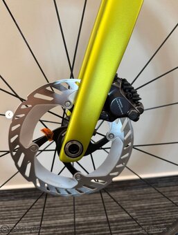 CUBE Agree C:62 Race – Flashlime’n’Black (Ako nový) Size: 60 - 5