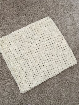 Ručne upletene deky s vankusikmi - 5