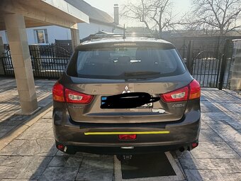 Mitsubishi ASX - 5
