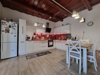 na predaj zrekonštrovaný 5-izb. dom, 2-podlažný 170 m2, Nižn - 5