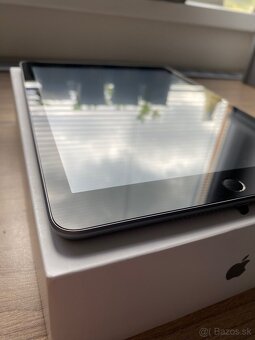 iPad 6generace(2018), 32 GB - 5