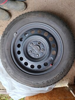 Predám zimné pneumatiky (2 ročné) Polaris 5 205/60 R16H - 5