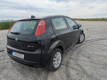 Fiat Grande Punto - 5