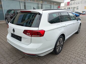 VW Passat GTE 1.4TSI eHybrid 160kW DSG - záruka Autodraft - 5