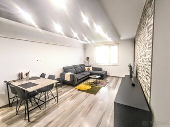 SMART BÝVANIE V KOMÁRNE 3 izbový byt s loggiou na PREDAJ - 5