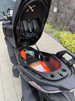 Predám skúter Voge 350 SR4 max - 5