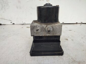 Opel - ABS jednotku / čerpadlo ABS - 5