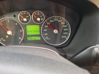 Dobry deň mám na predaj FORD FOCUS 1.6 66KV - 5