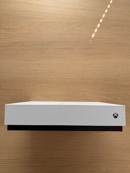 Xbox One S 1TB - 5