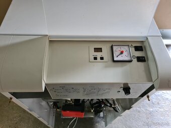Predám liatinový plynový kotol Protherm medveď 30KLOM - 5