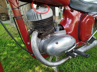 Jawa 250/559 - 5
