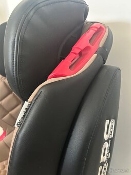 Značková autosedačka ISOFIX Petite & Mars - 5
