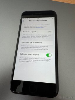 iPhone se 2020- batéria 87% - 5