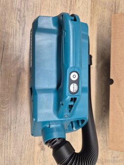 Makita DCL184Z 18v Aku mini vysávač - 5