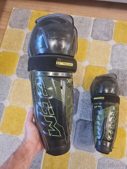 Hokejové holene CCM Tacks XF80 - v perfektnom stave - 5