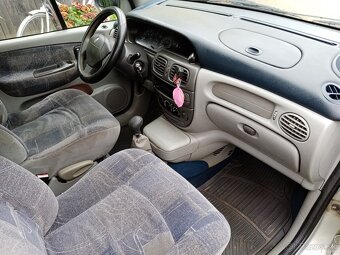 Renault Scenic - 5