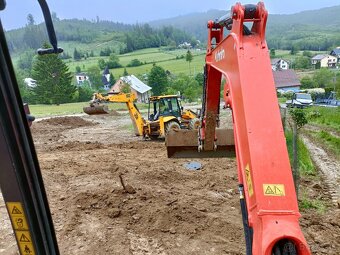 Minibager bager traktorbager zemné prace - 5