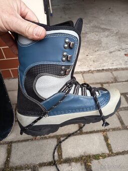 Predám snowboard a topánky - 5