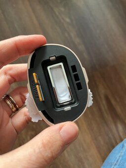 IPL epilátor Philips Lumea Series 9900 - 5