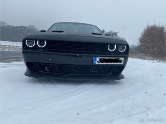 Dodge Challenger 5.7 Hemi - 5