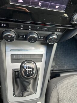 Škoda Octavia 3, 2.0TDI, 110Kw, r.v 12/2013 - 5