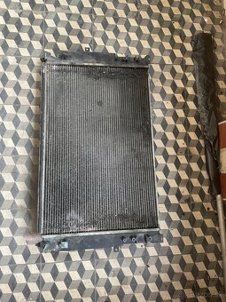 Predám originálny chladič vody (radiátor) OEM 8D0121251BH - 5