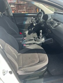 Kia Sportage - 5