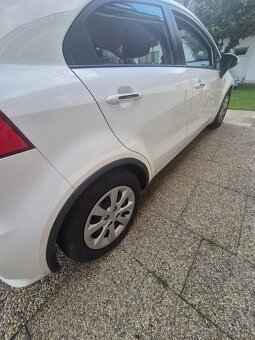 Kia rio 2015 - 5