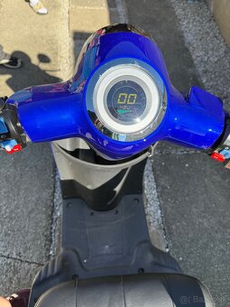 Predaj elektr. skútru ZTECH - ZT15F - 5