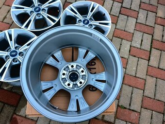 Originál Ford, Mondeo, Focus 5x108 r16 - 5