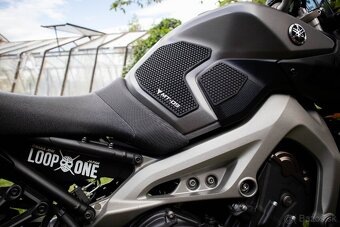 Yamaha MT09 - 5