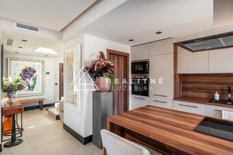Nueva Andalucia, Penthouse Aloha Lake – 3-spálňový apartmán - 5