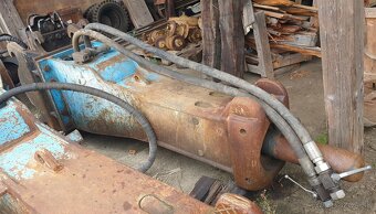 2.3t kladivo Krupp 1500 na bagry 26-40t - 5