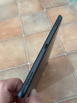 Samsung SM T510 - 5