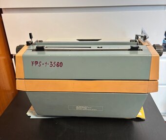 Písací stroj robotron 20 - 5