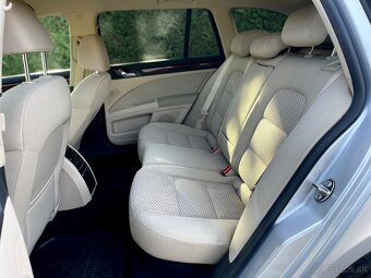 Škoda Superb 2.0 Tdi CR Elegance DSG 4x4 - 5