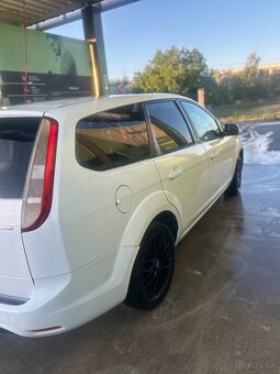 Ford Focus - 5