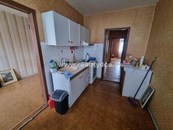 Predáme 4-izbový byt v Trenčíne na Sihoti - 5