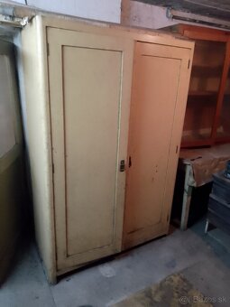 Skrine, sekretáre,stolíky - 5
