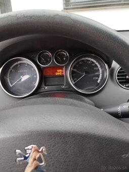 Predám Peugeot 308 1.6 benzín - 5