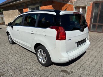 Peugeot 5008 - 5