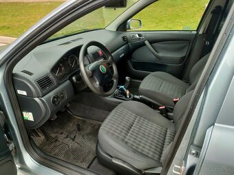 Škoda Octavia 1.6 benzín - 5