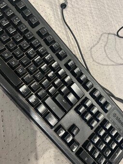 SteelSeries apex 150 a HyperX Pulsefire surge - Plne Funkčné - 5