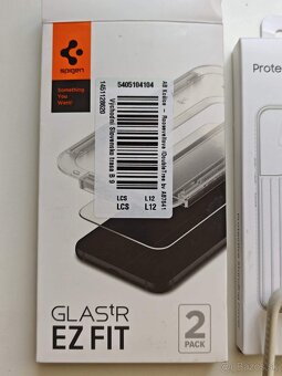 Samsung Galaxy S22 5G 256GB v zaruke, mnozstvo prislusenstva - 5