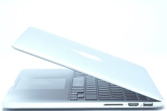 ZÁRUKA/Macbook Pro 13.3"/I5 2.4GHZ/8GB RAM/256GB SSD/CZ - 5