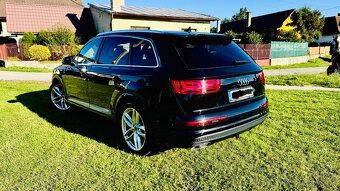 Audi Q7 quatro 7miest - 5