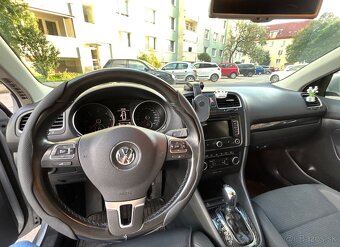 Volkswagen Golf Variant 1.6 TDI BlueMotion Comfortline DSG - 5